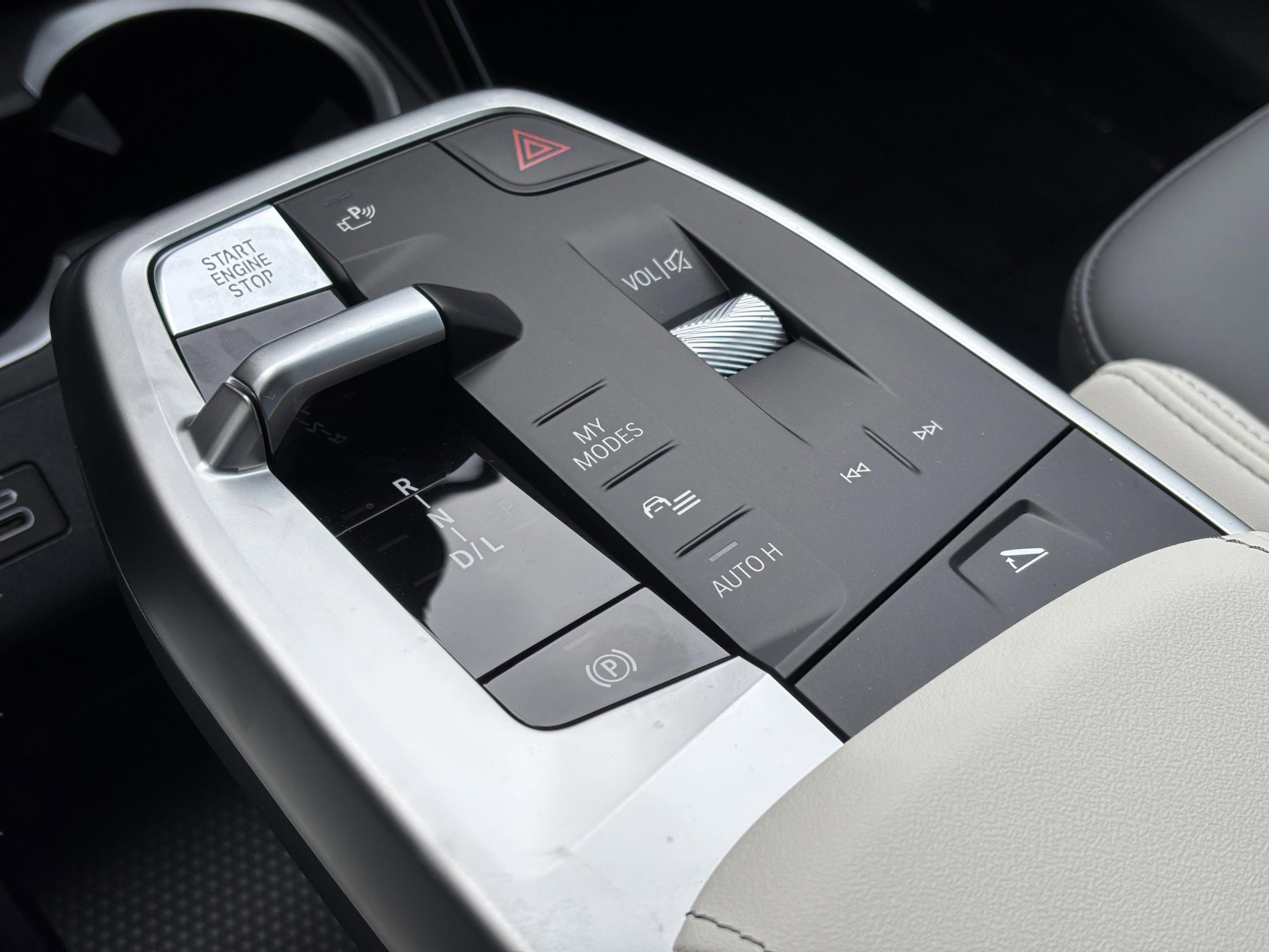 Used 2026 BMW X1 xDrive28i image 14