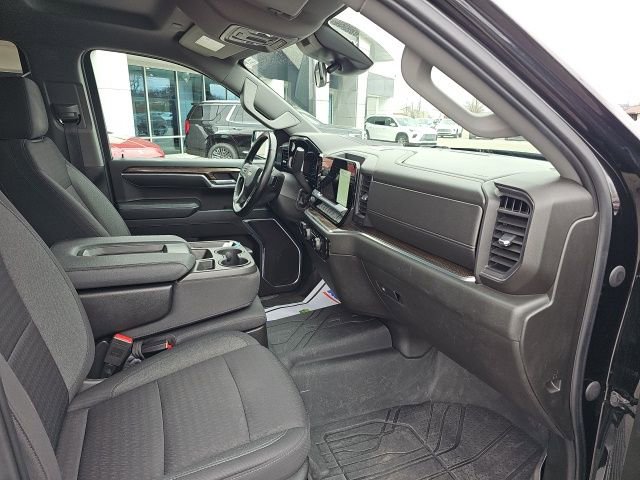 Used 2023 Chevrolet Silverado 1500 LT w/ All Star Edition Plus image 32