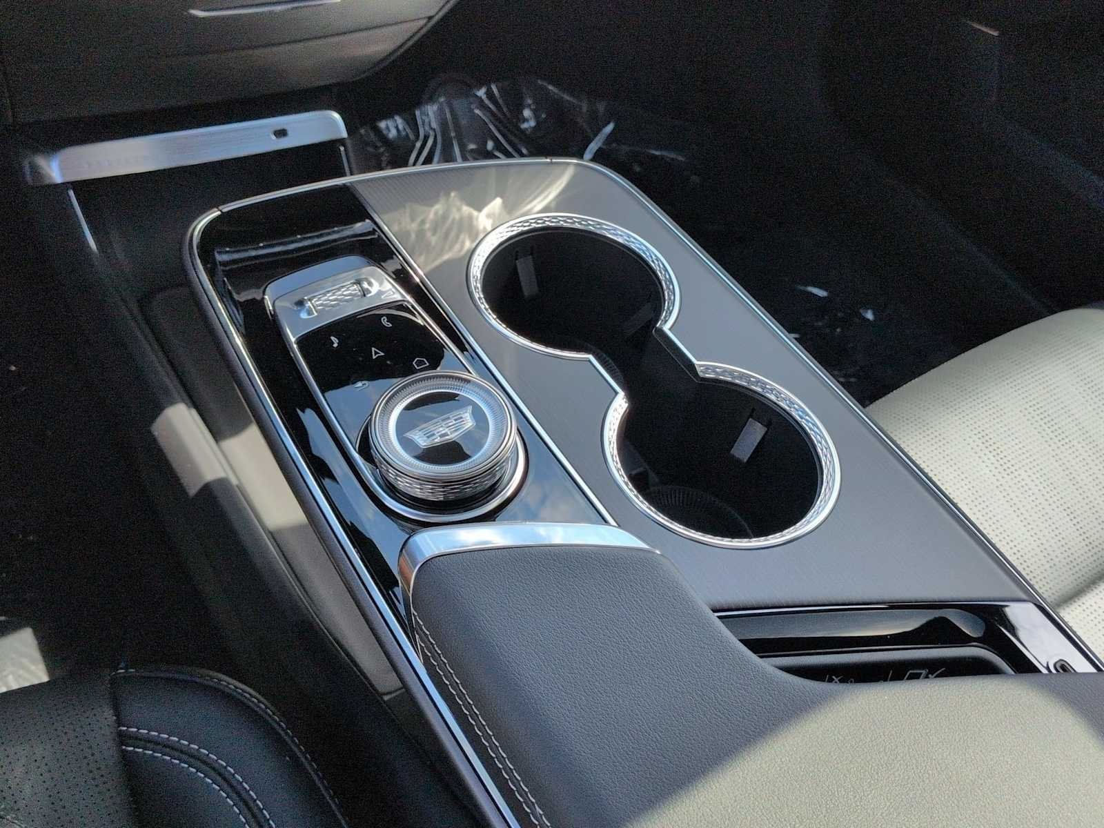 New 2026 Cadillac Lyriq Sport AWD/4WD image 18