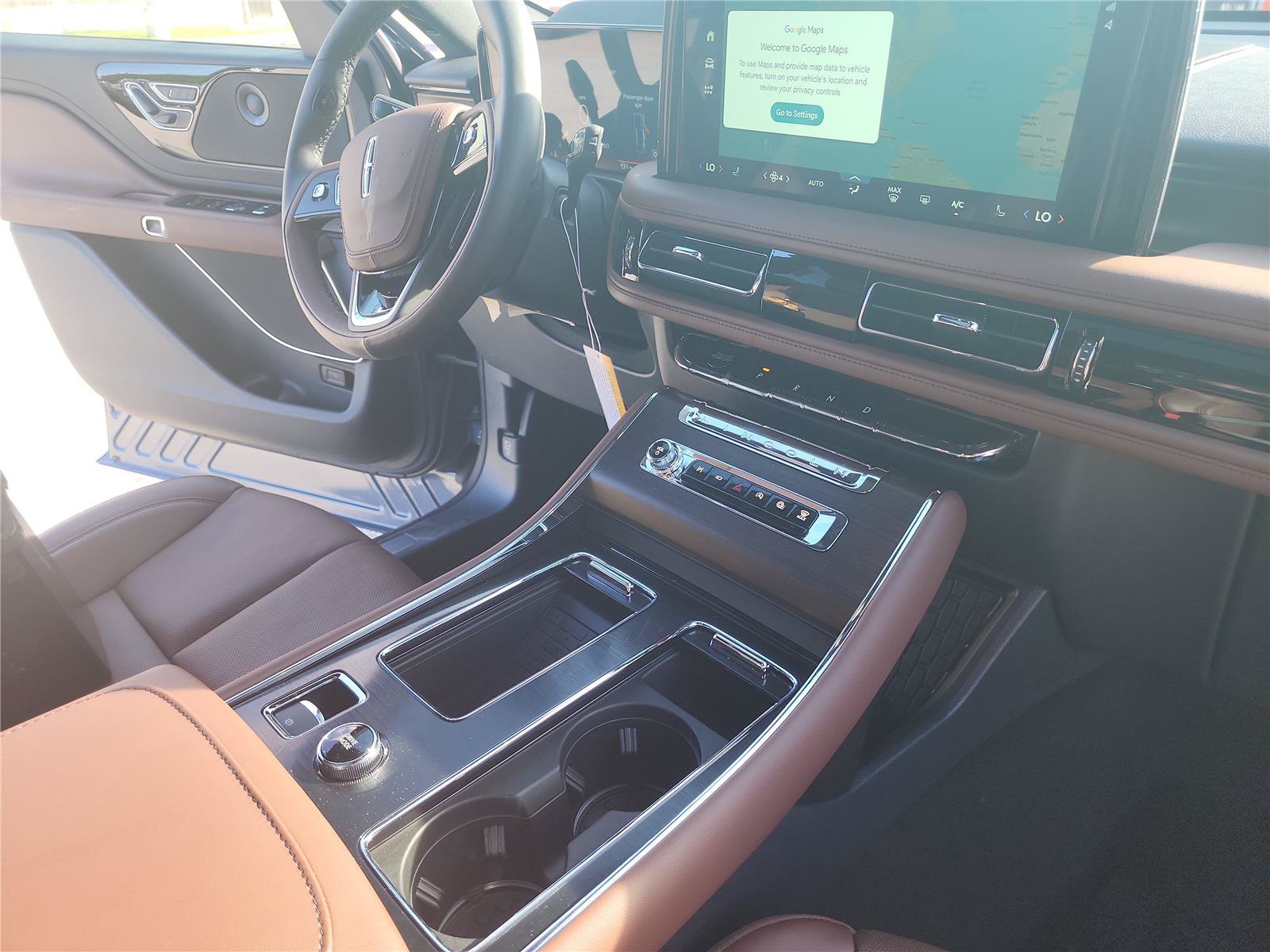 New 2027 Lincoln Aviator Reserve w/ Jet Appearance Package RWD image 29