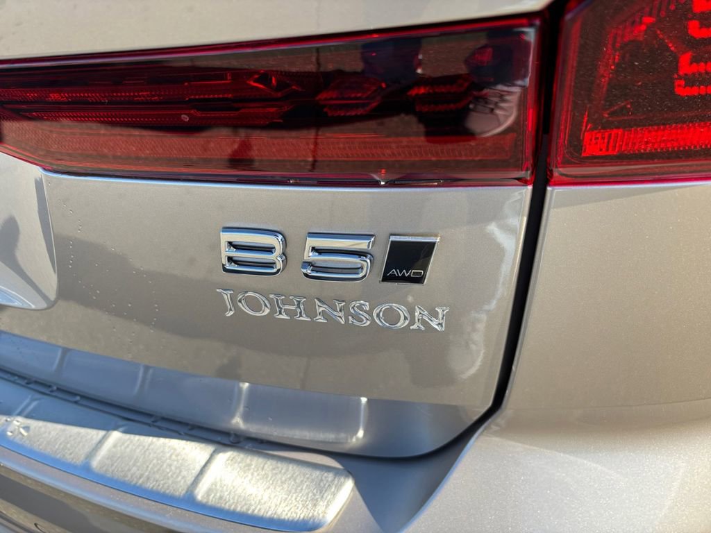 New 2026 Volvo XC60 B5 Ultra w/ Protection Package Premier image 6