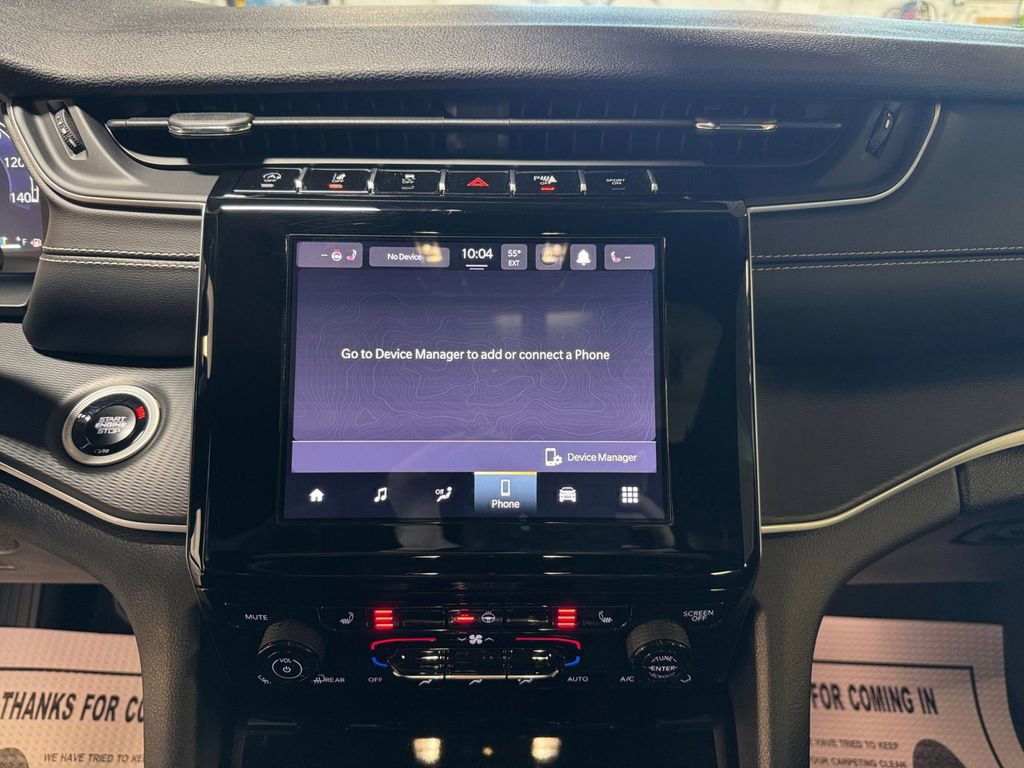 Used 2024 Jeep Grand Cherokee Altitude image 19