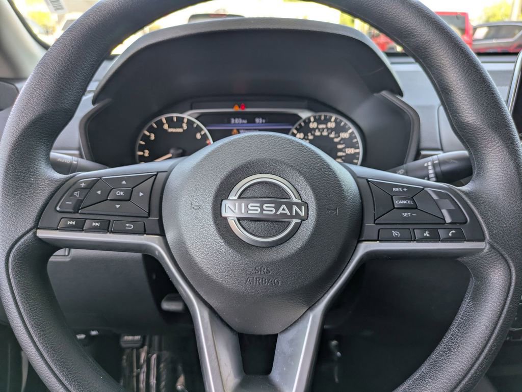 Used 2025 Nissan Altima 2.5 SV image 21