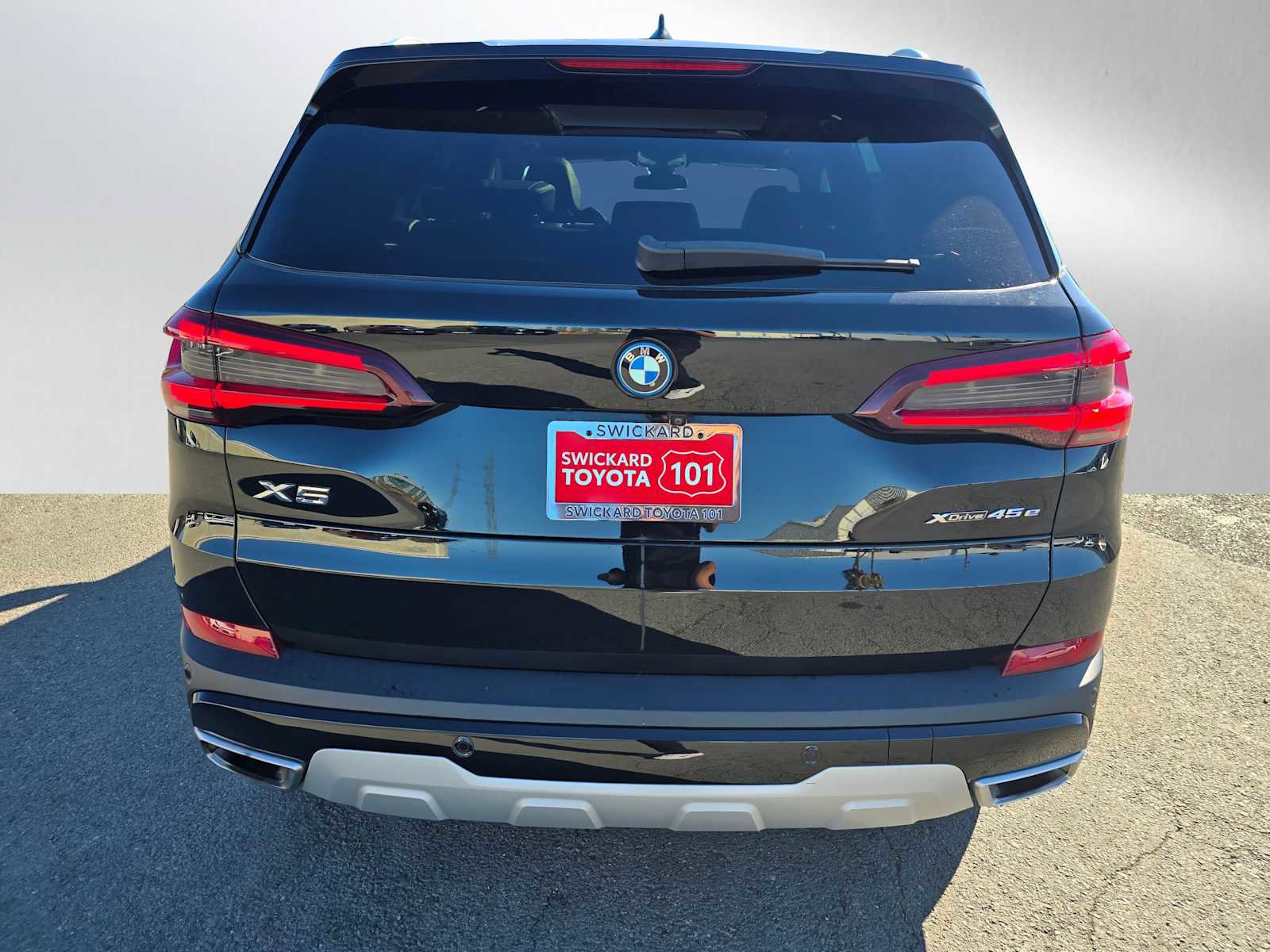 Used 2023 BMW X5 xDrive45e image 7