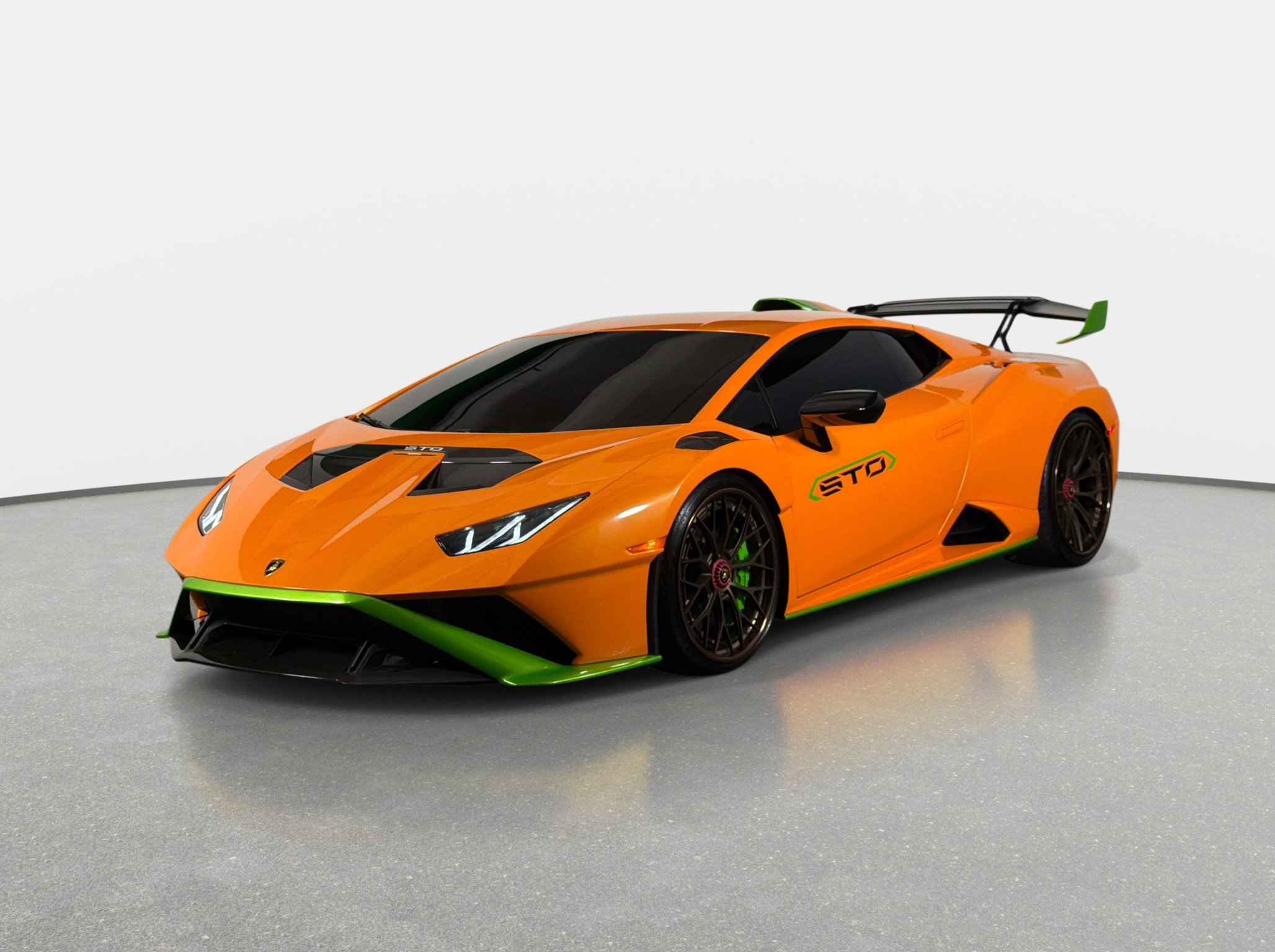 Used 2022 Lamborghini Huracan STO RWD image 20