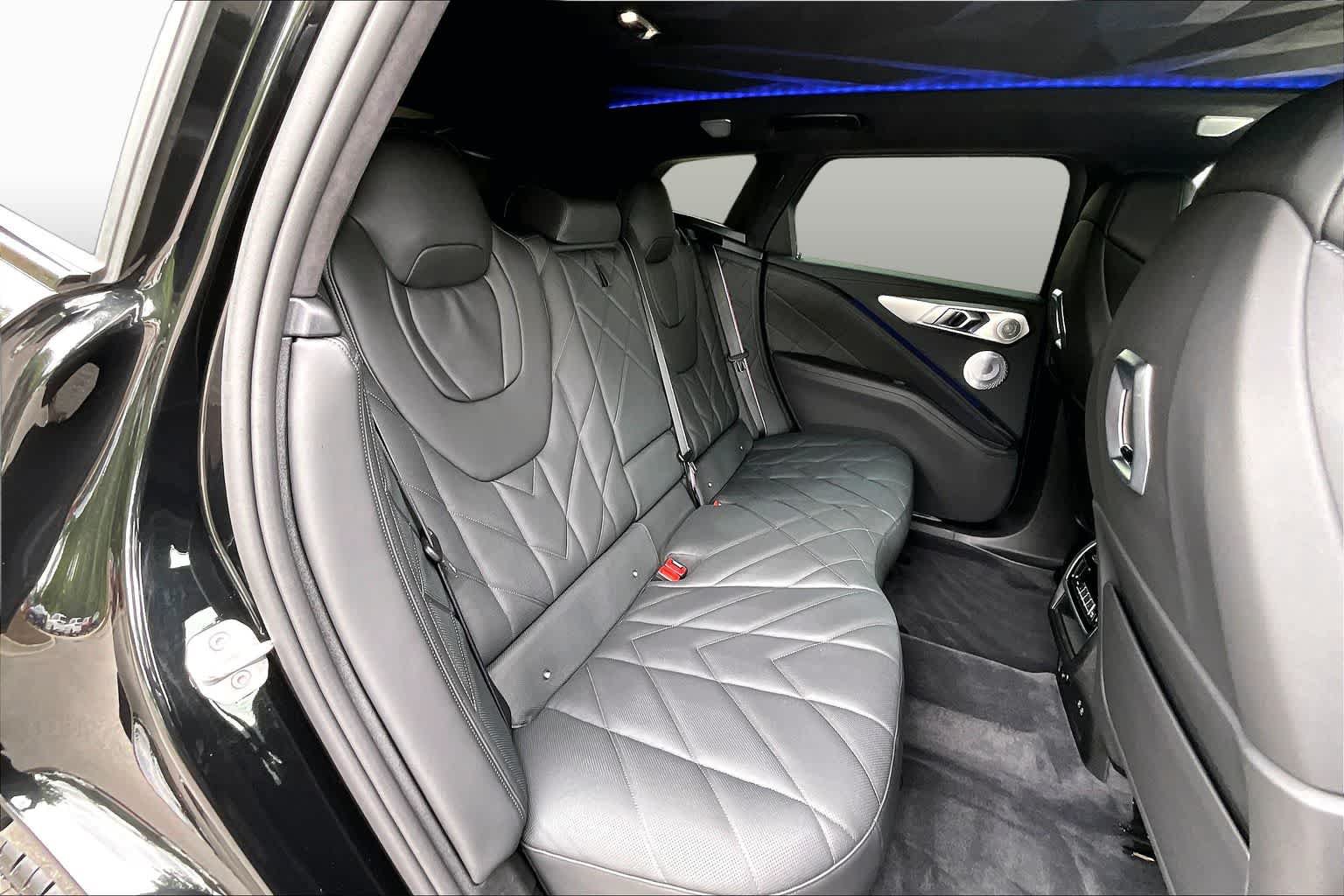 Used 2024 BMW XM AWD/4WD image 38