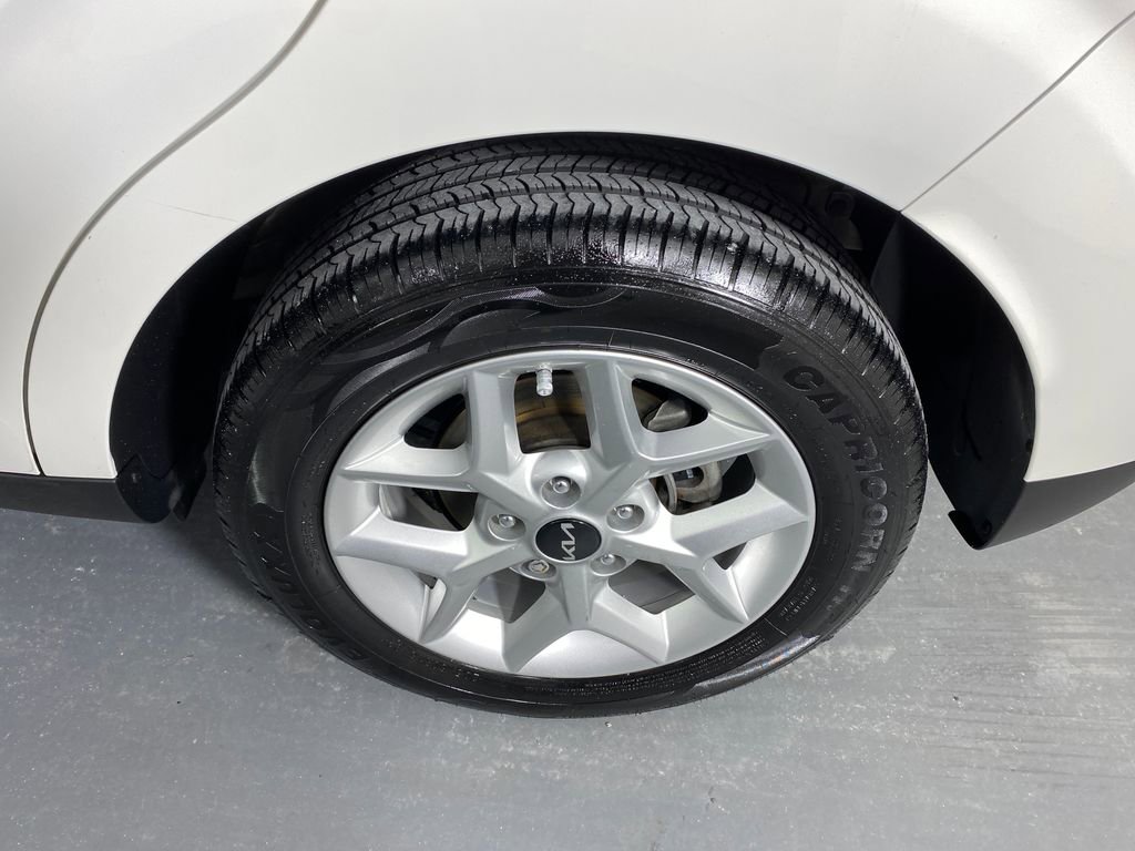 Certified 2023 Kia Soul S image 28