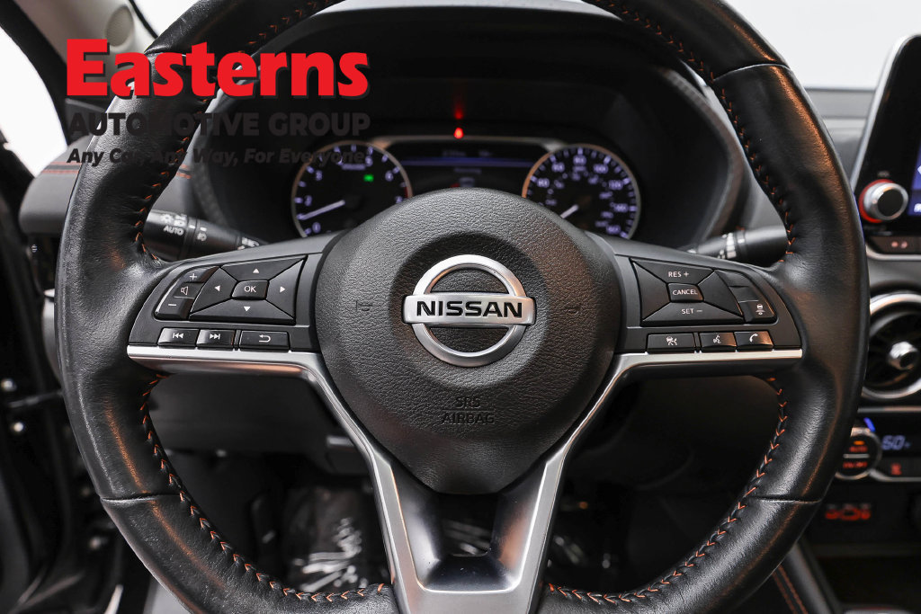 Used 2022 Nissan Sentra SR w/ SR Premium Package FWD image 12