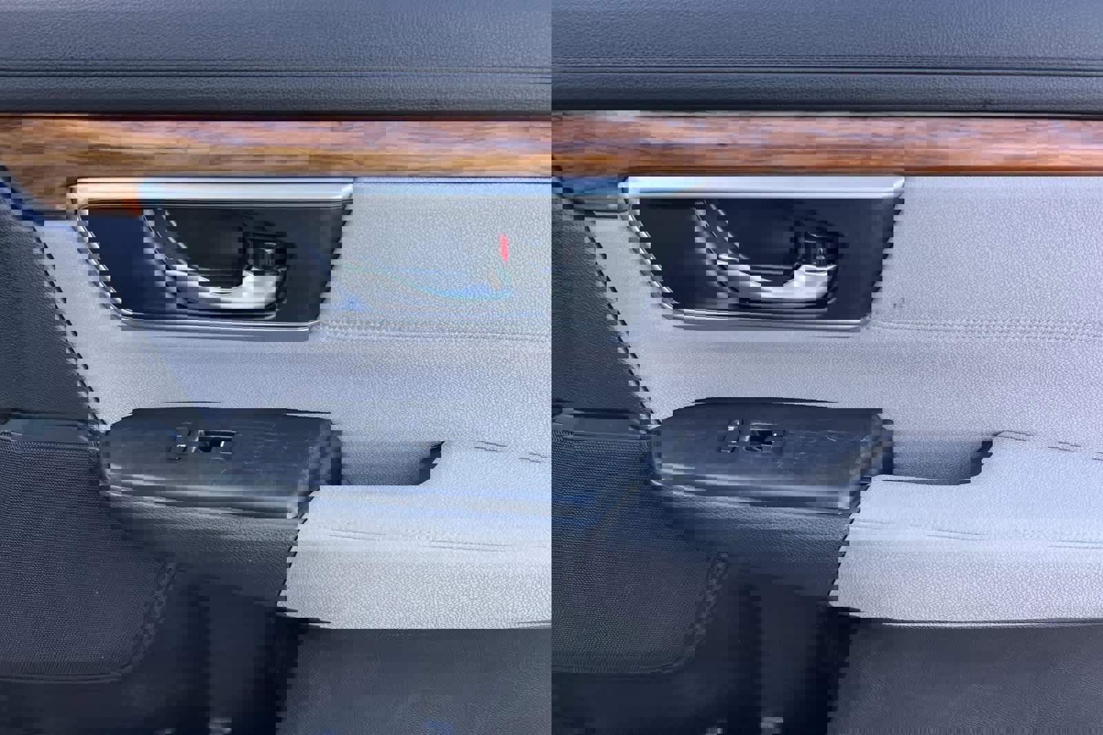 Used 2018 Honda CR-V EX image 19