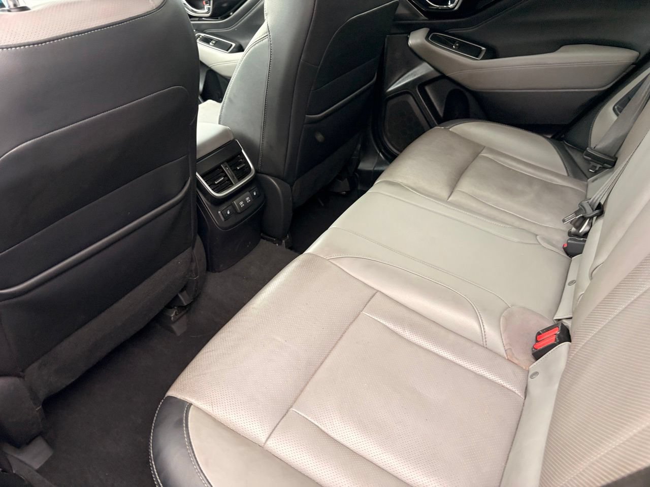 Used 2020 Subaru Outback Limited w/ Popular Package #2 AWD/4WD image 15