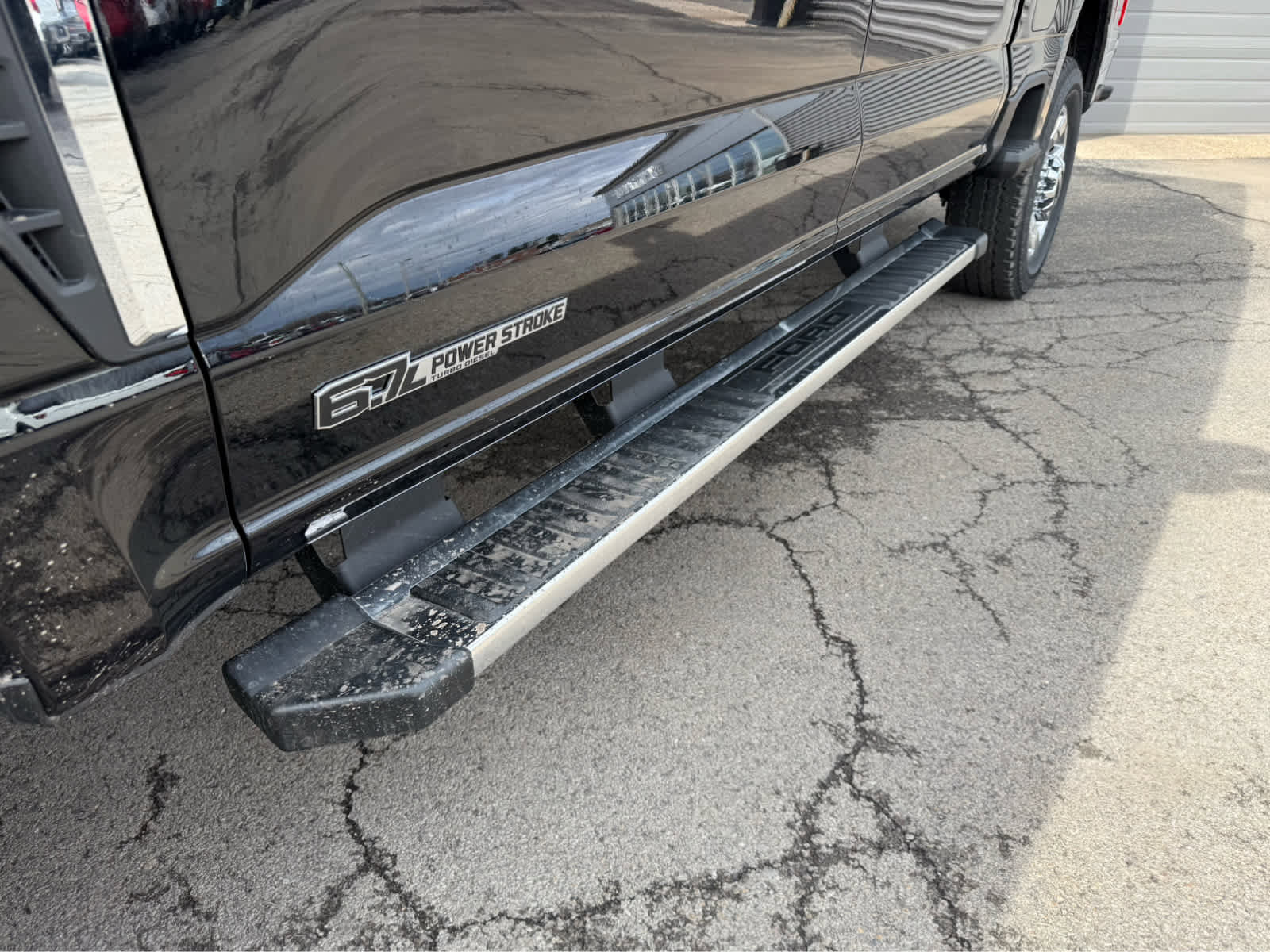 New 2025 Ford F350 Lariat w/ Chrome Package image 4