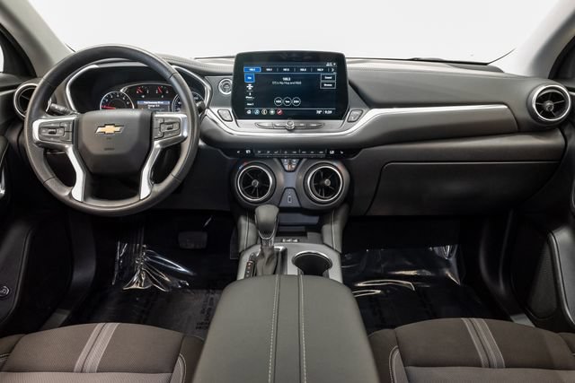 Used 2024 Chevrolet Blazer LT w/ Convenience Package FWD image 28