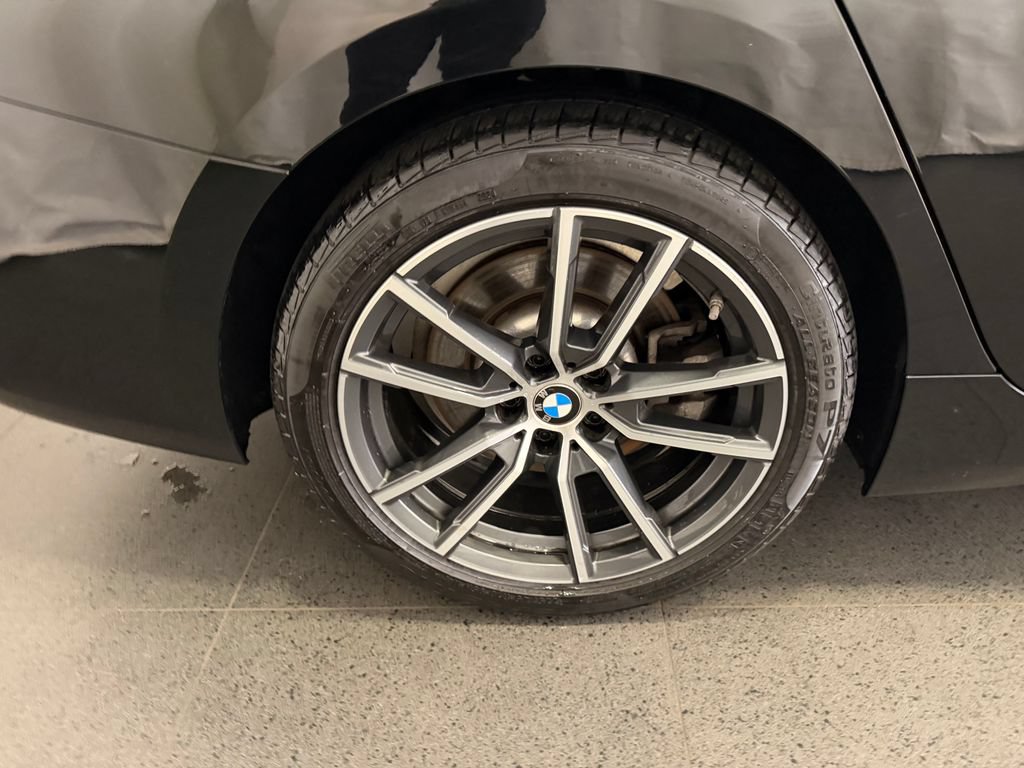 Used 2020 BMW 330i xDrive Sedan w/ Convenience Package AWD/4WD image 12