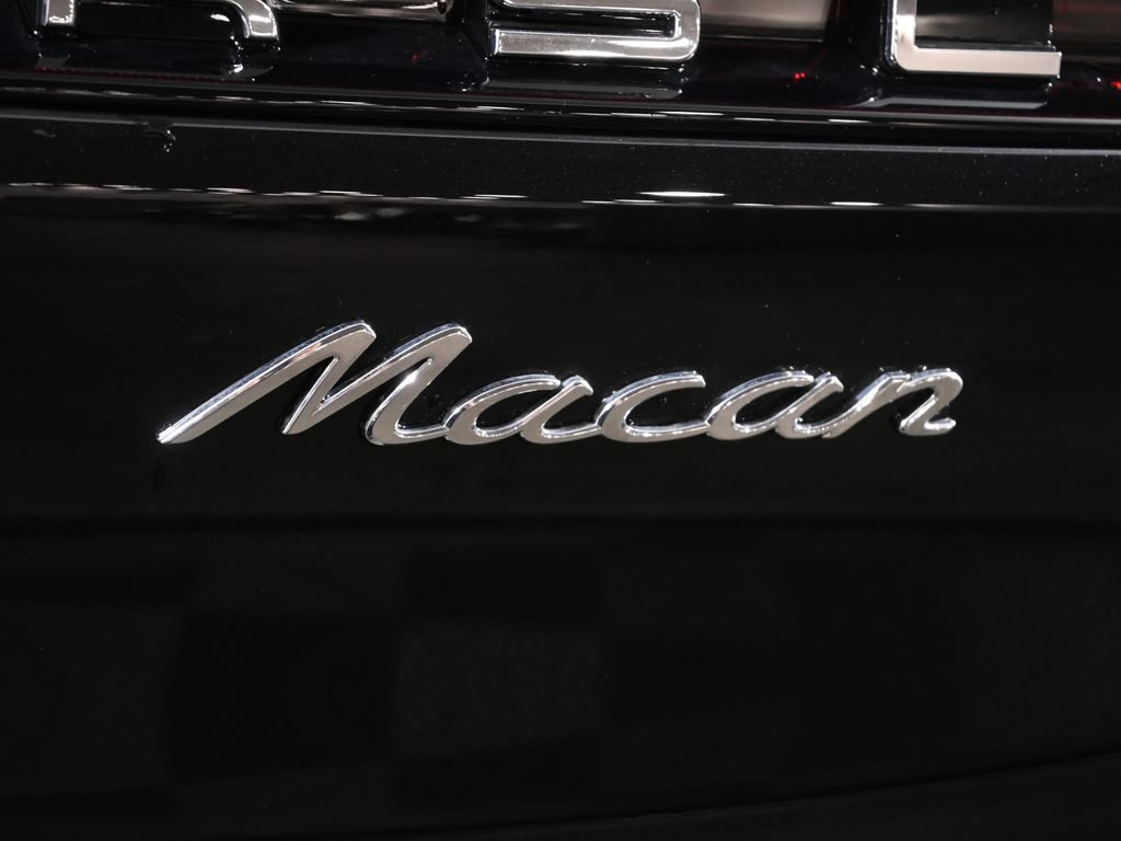 New 2026 Porsche Macan AWD/4WD image 44