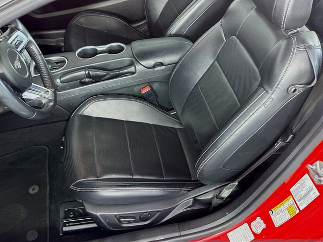 Used 2022 Ford Mustang Premium RWD image 18