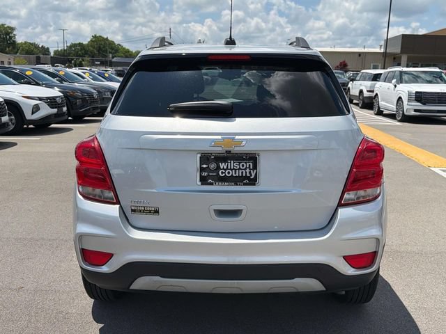 Used 2022 Chevrolet Trax LT w/ LT Convenience Package FWD image 6