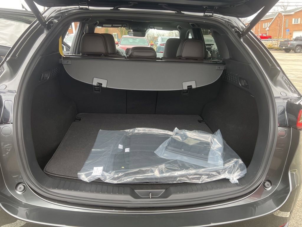 New 2025 MAZDA CX-5 Signature image 15