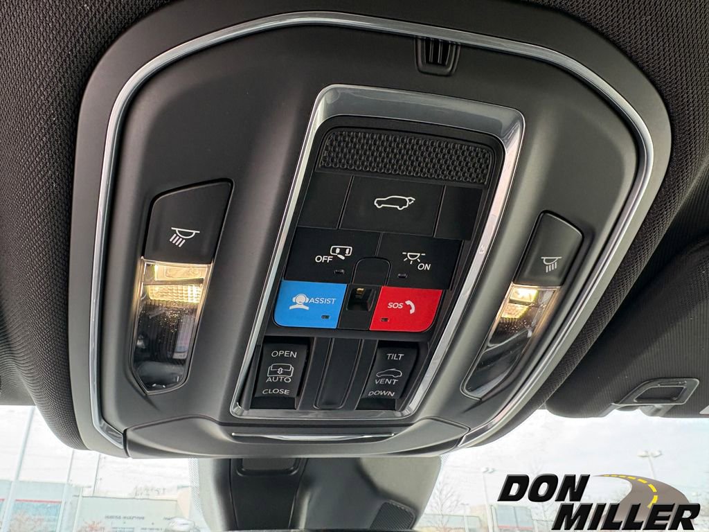 New 2026 Jeep Grand Cherokee Altitude image 21