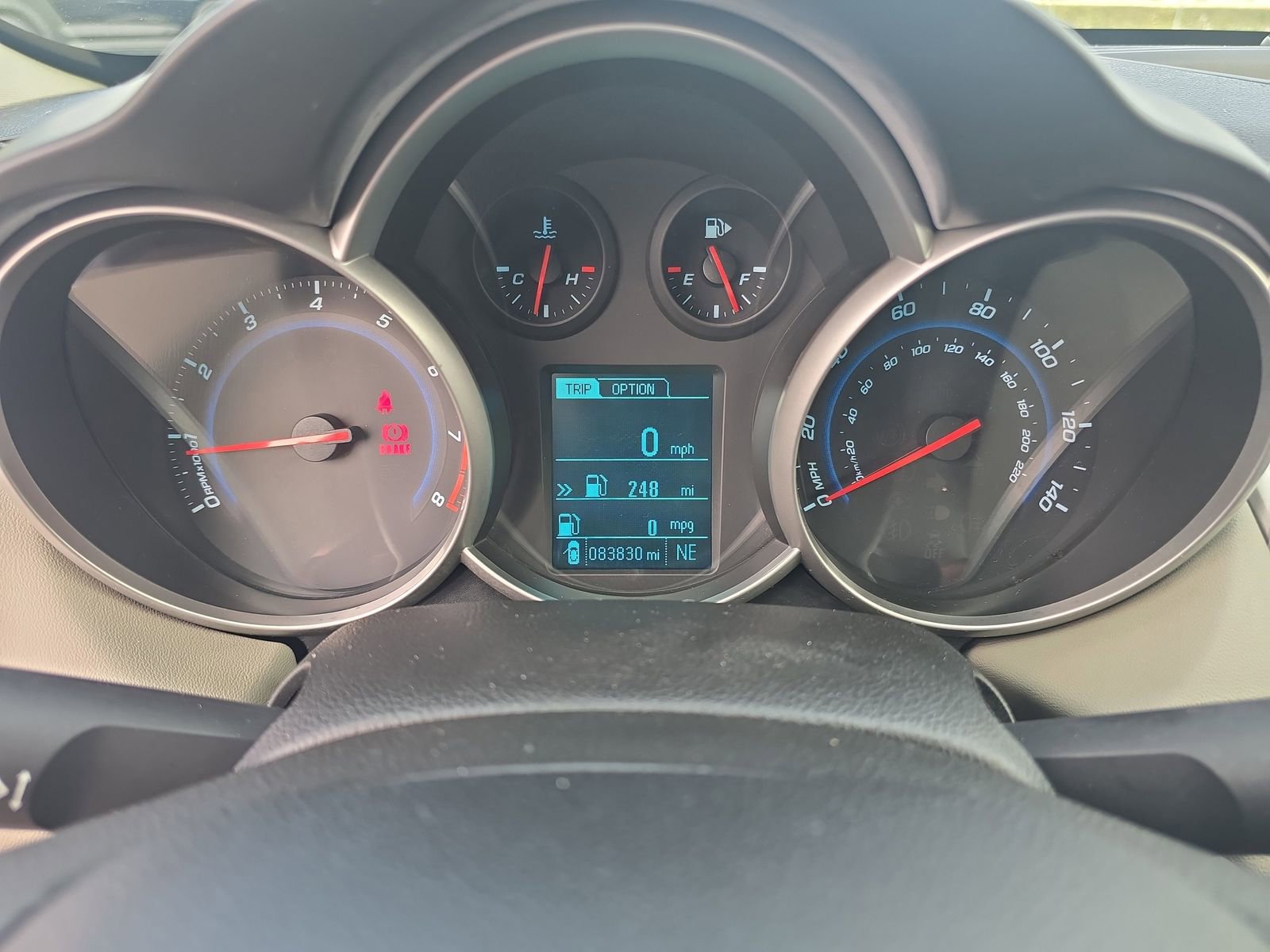 Used 2014 Chevrolet Cruze LS image 23