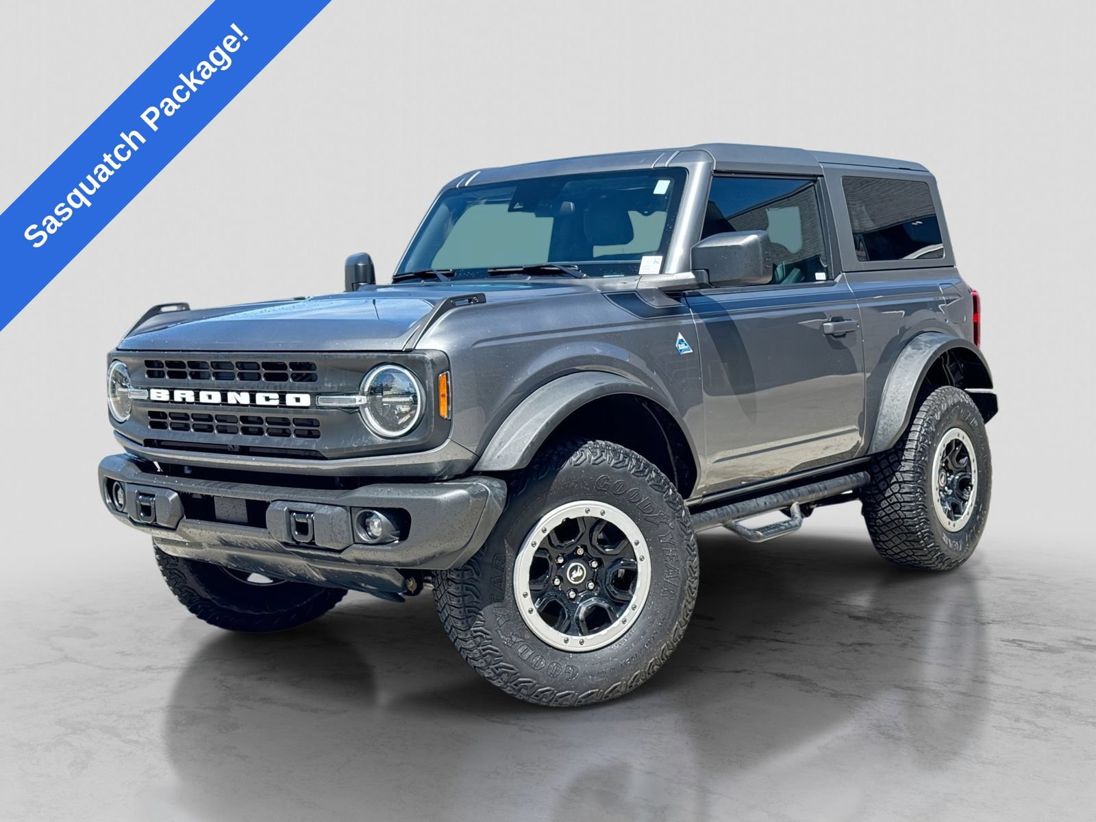 Certified 2022 Ford Bronco Black Diamond w/ Sasquatch Package AWD/4WD image 1
