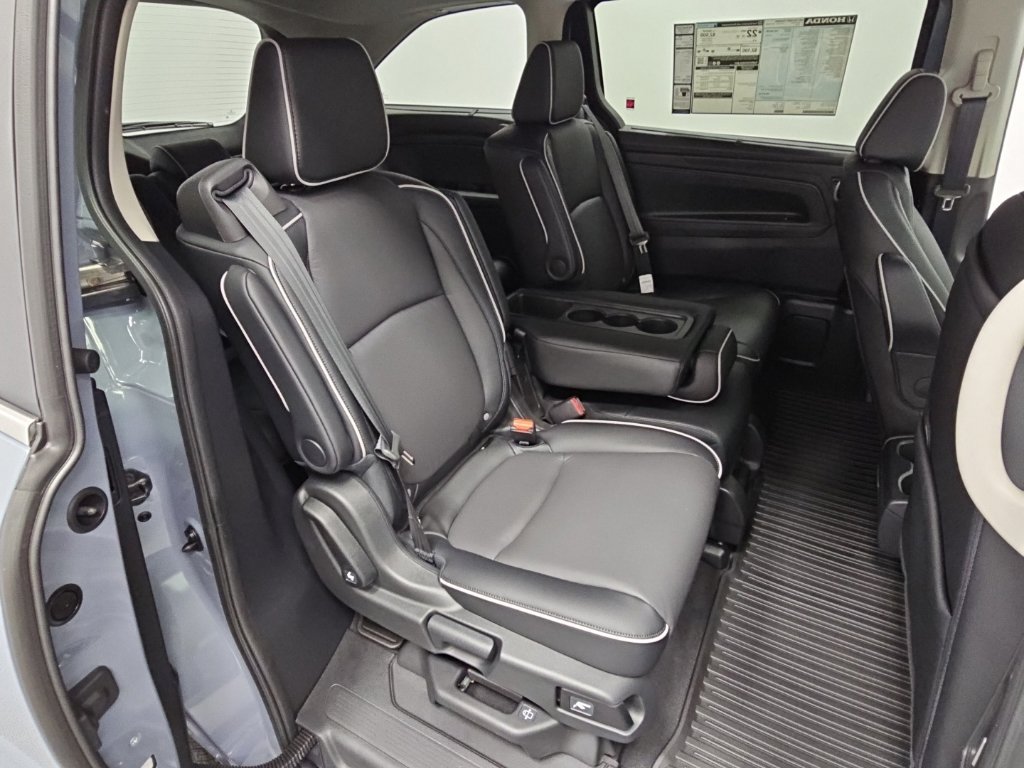 New 2027 Honda Odyssey Touring image 37