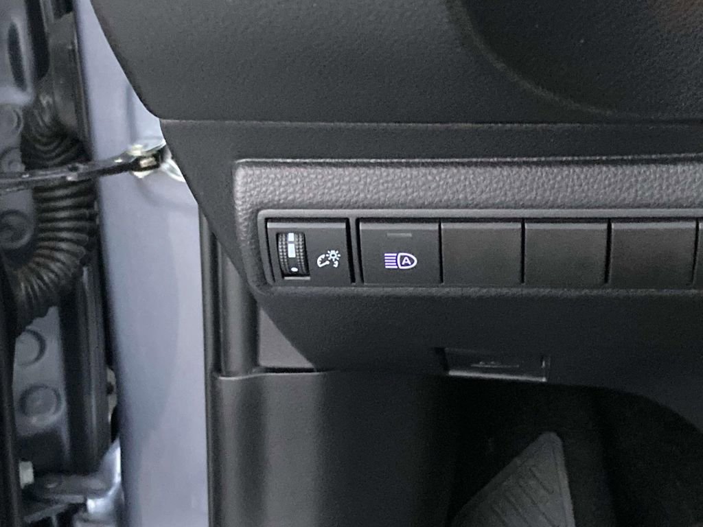 Used 2022 Toyota Corolla SE image 27