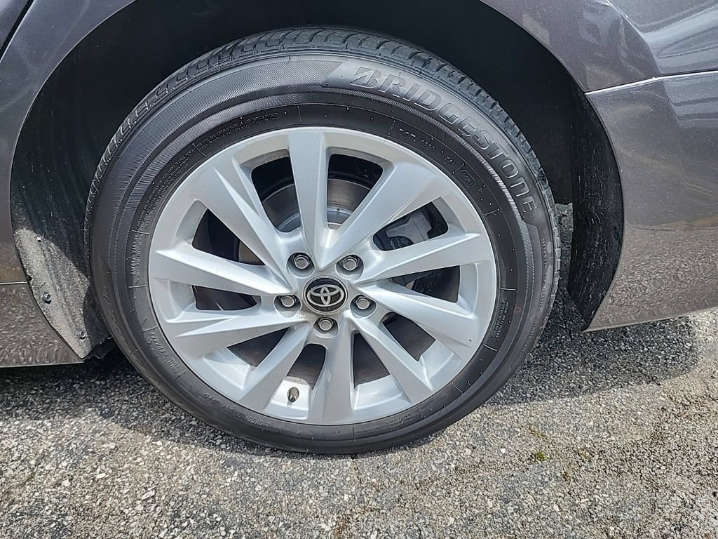 Used 2021 Toyota Camry LE FWD image 8