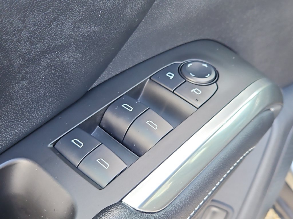 Used 2024 Chevrolet Traverse LS w/ Midnight/Sport Edition AWD/4WD image 26
