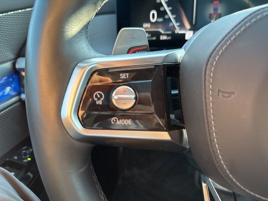 Used 2024 BMW 740i image 14