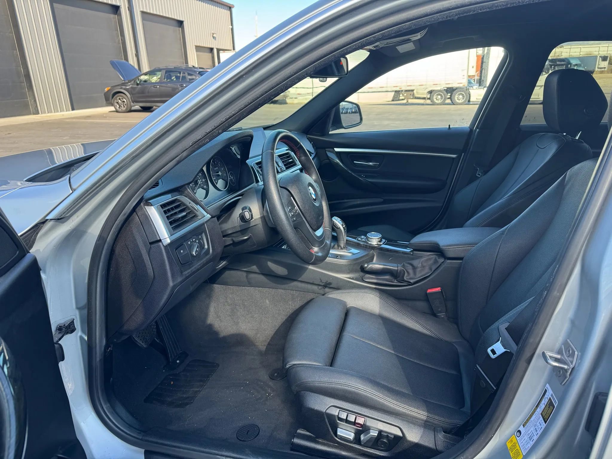 Used 2017 BMW 330i Sedan image 10