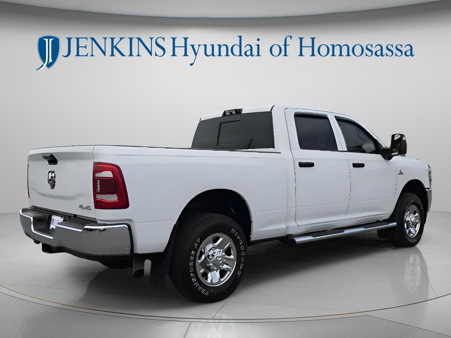 Used 2024 RAM 3500 Tradesman w/ Safety Group AWD/4WD image 3