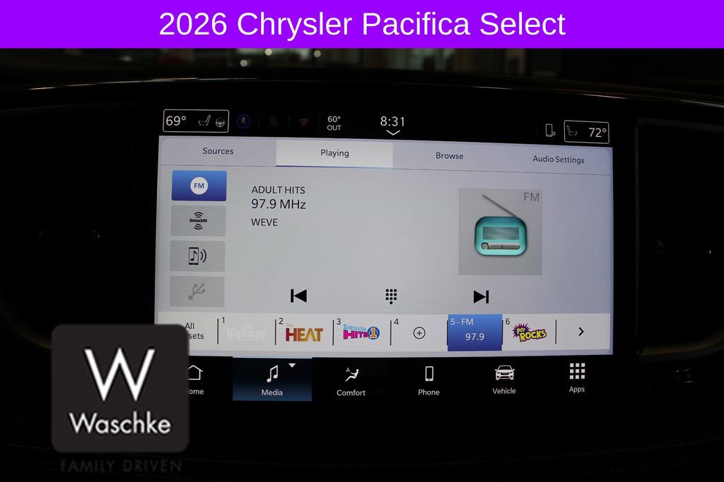 New 2026 Chrysler Pacifica Select image 40
