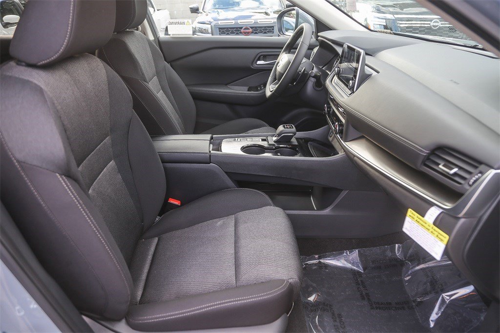 New 2026 Nissan Rogue SV image 17