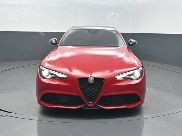 Used 2023 Alfa Romeo Giulia Veloce RWD image 35
