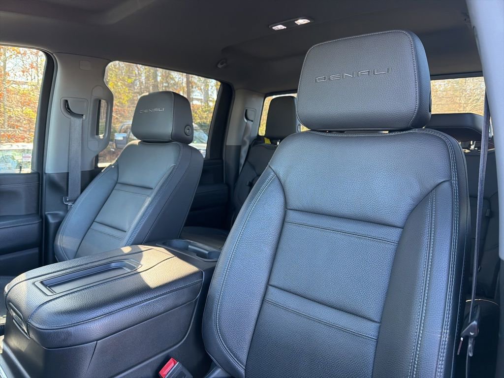 Used 2020 GMC Sierra 2500 Denali w/ Technology Package image 20