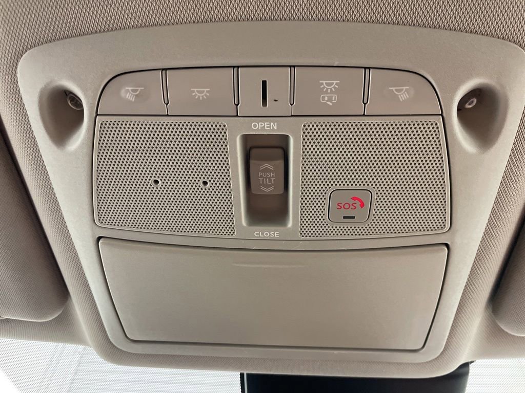 Used 2019 Nissan Rogue SL w/ Premium Package AWD/4WD image 20