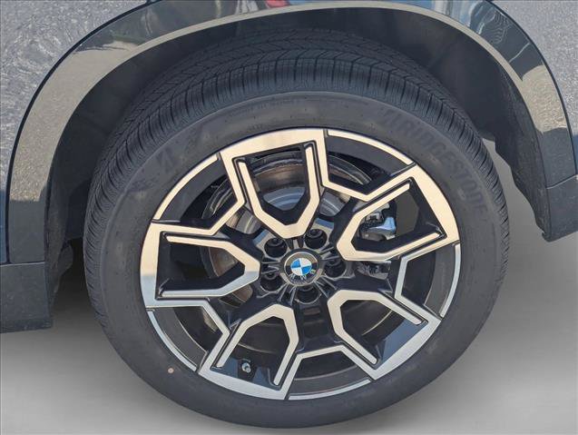Used 2026 BMW X1 xDrive28i AWD/4WD image 9