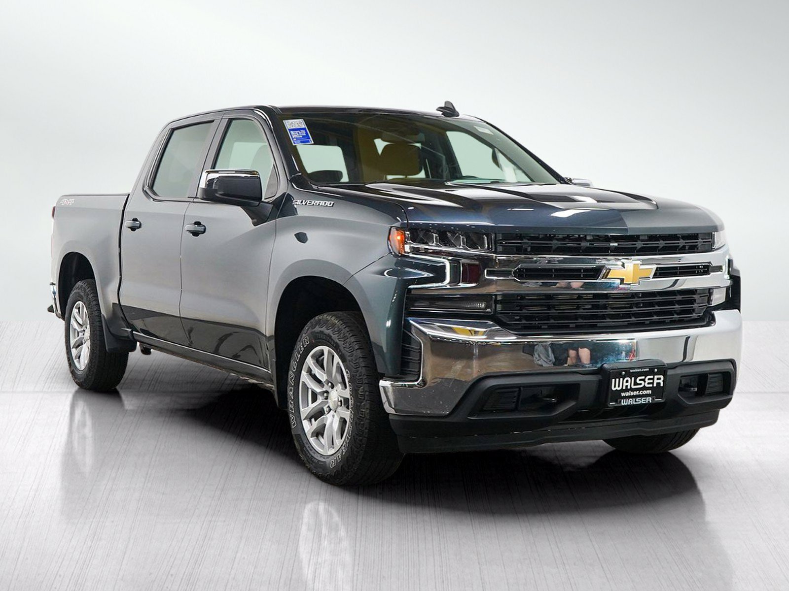 Used 2022 Chevrolet Silverado 1500 LT AWD/4WD image 7