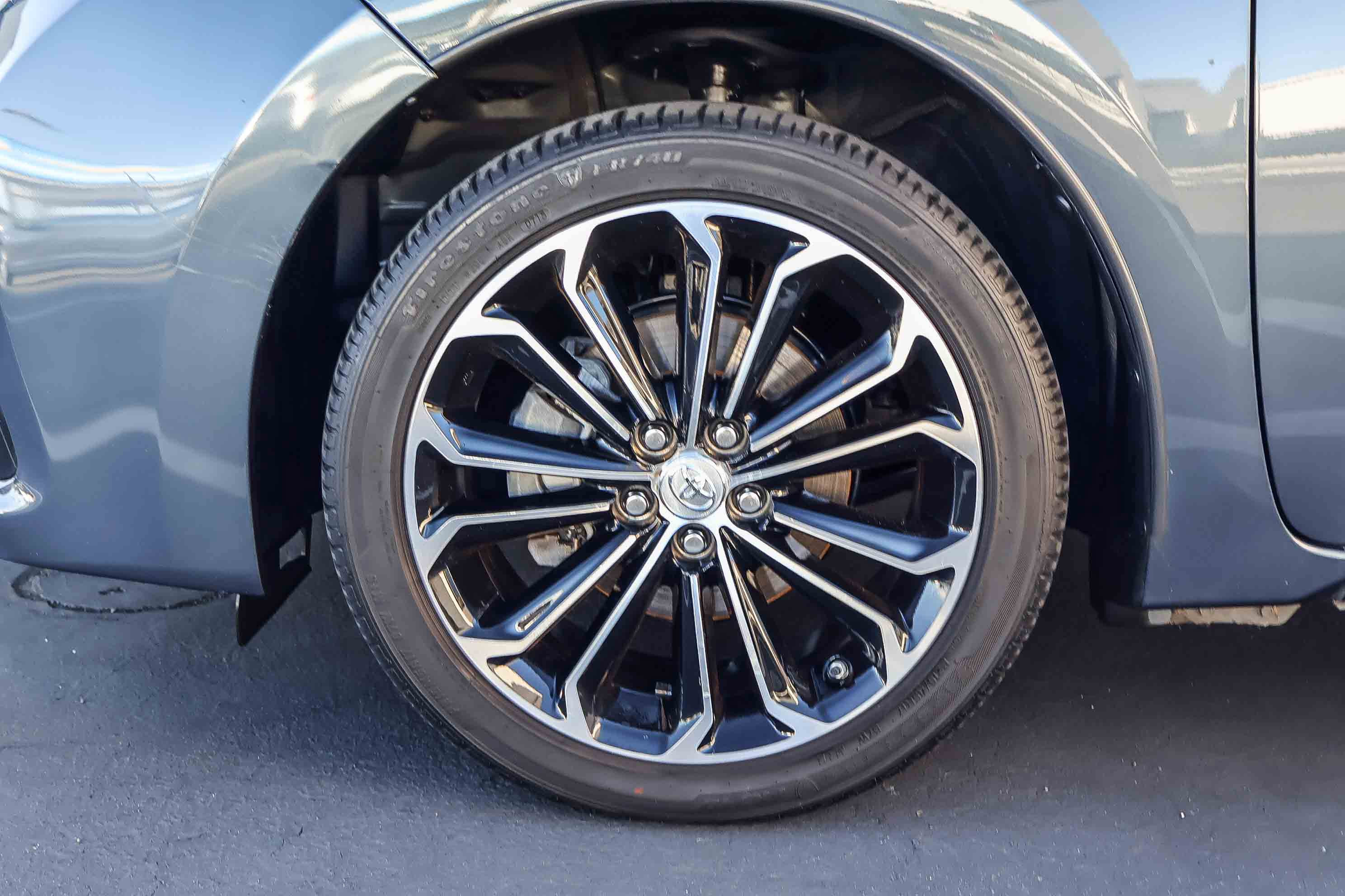 Used 2015 Toyota Corolla S Premium image 18