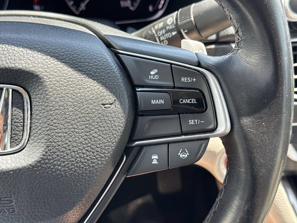 Used 2020 Honda Accord Touring image 36