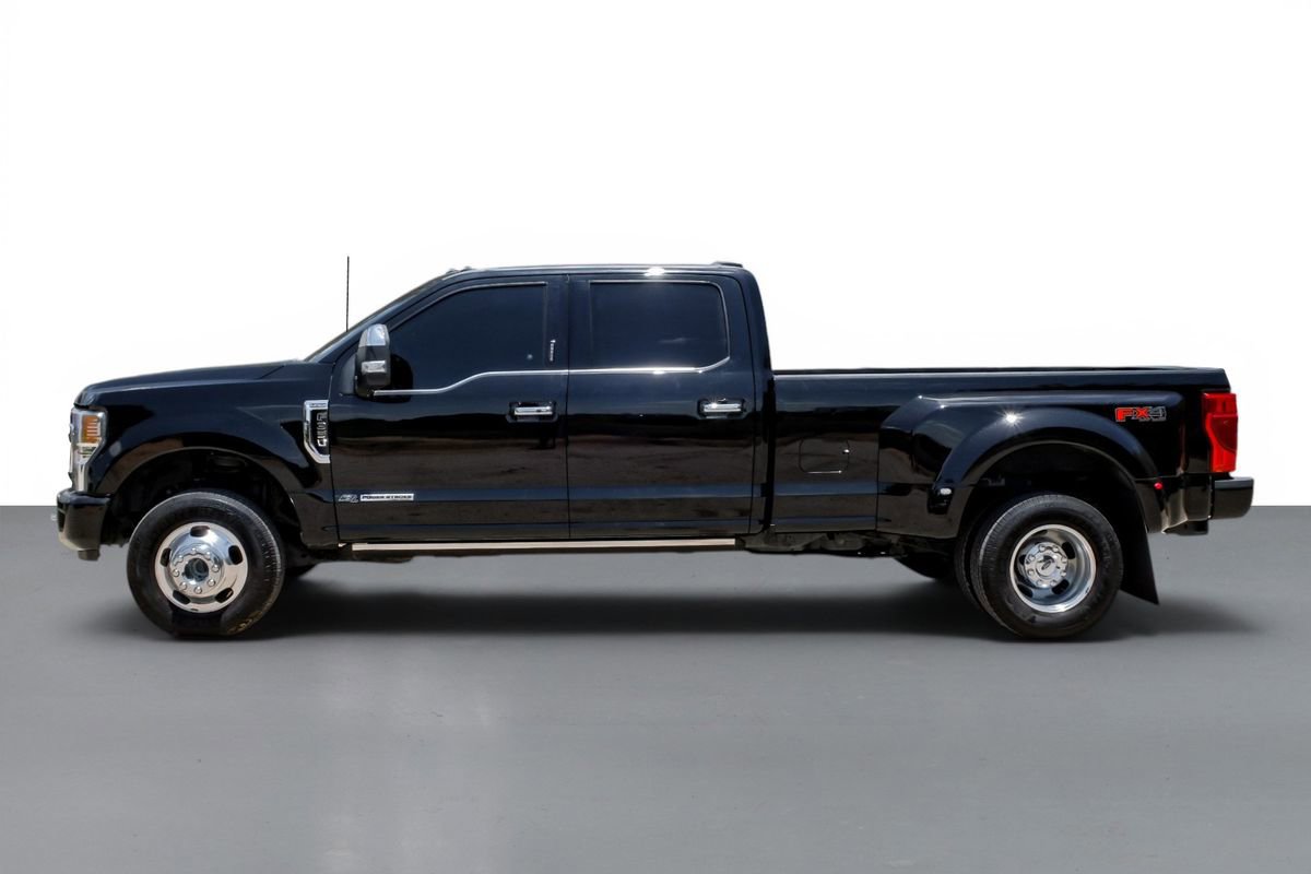 Used 2022 Ford F350 Platinum w/ FX4 Off-Road Package AWD/4WD image 9
