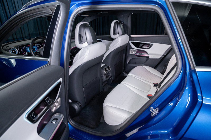 Certified 2023 Mercedes-Benz GLC 300 image 25