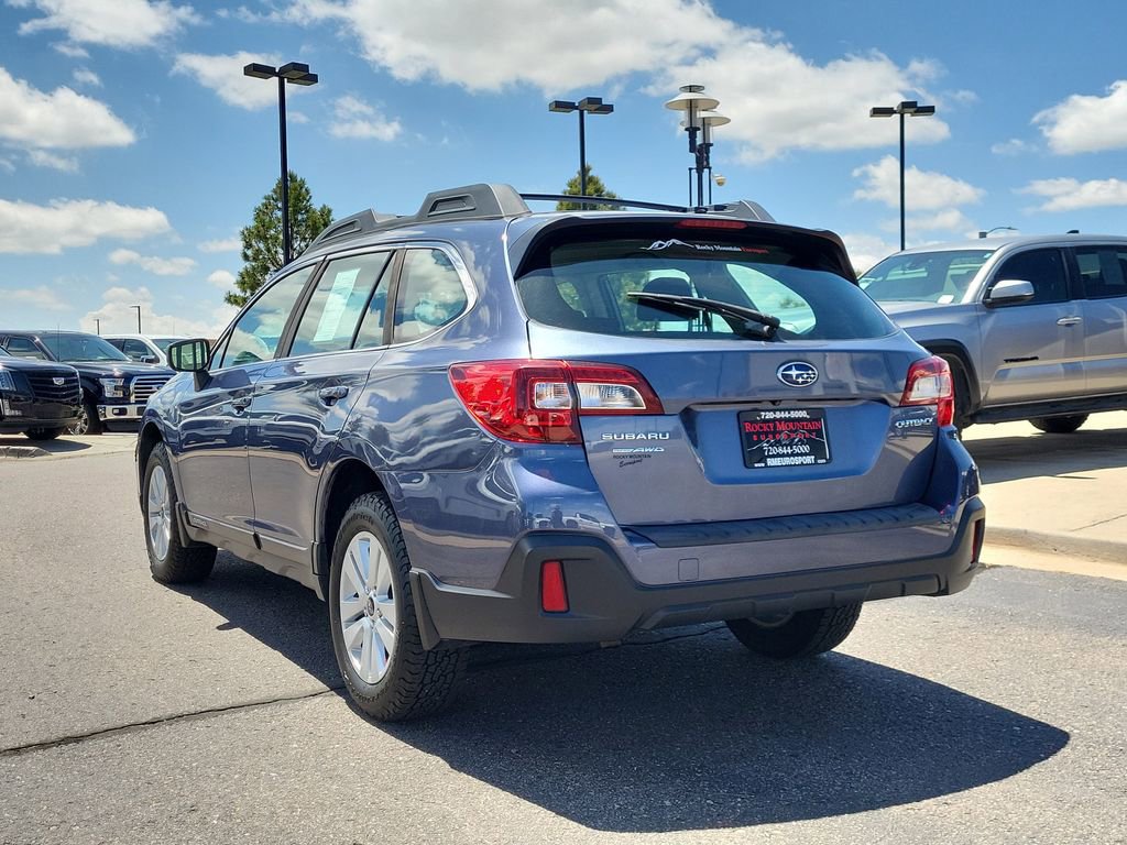 Used 2018 Subaru Outback 2.5i AWD/4WD image 6
