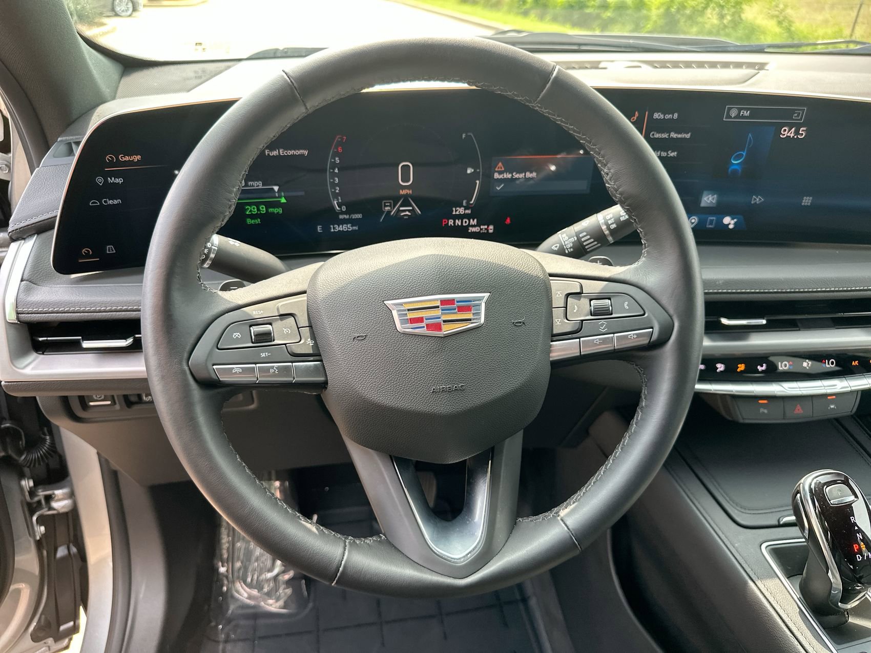 Used 2025 Cadillac XT4 Premium Luxury image 25
