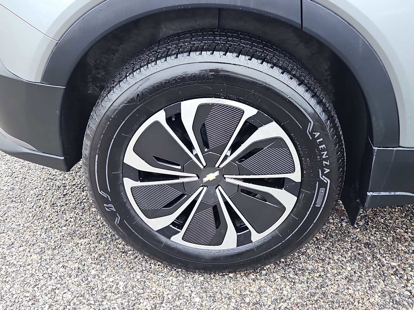 Used 2025 Chevrolet Blazer EV LT AWD/4WD image 8