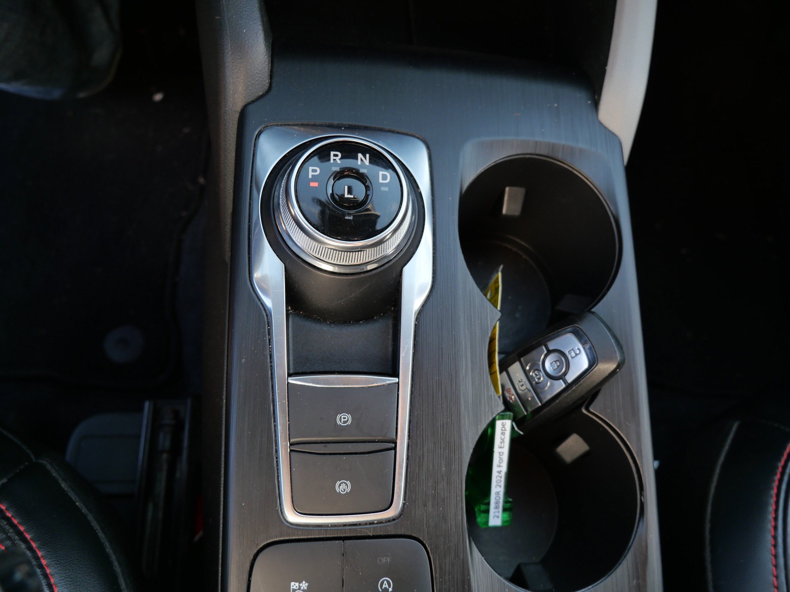 Certified 2024 Ford Escape ST-Line AWD/4WD image 24