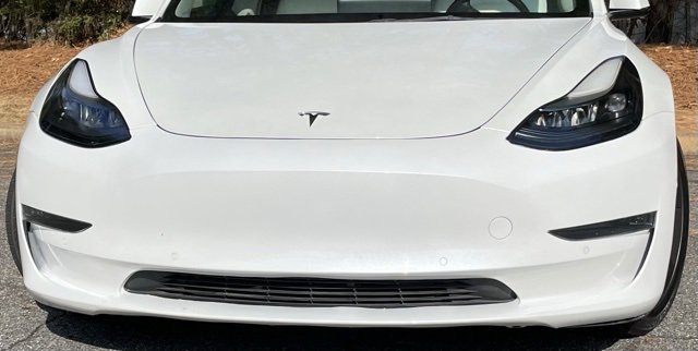 Used 2022 Tesla Model 3 Standard Range image 3