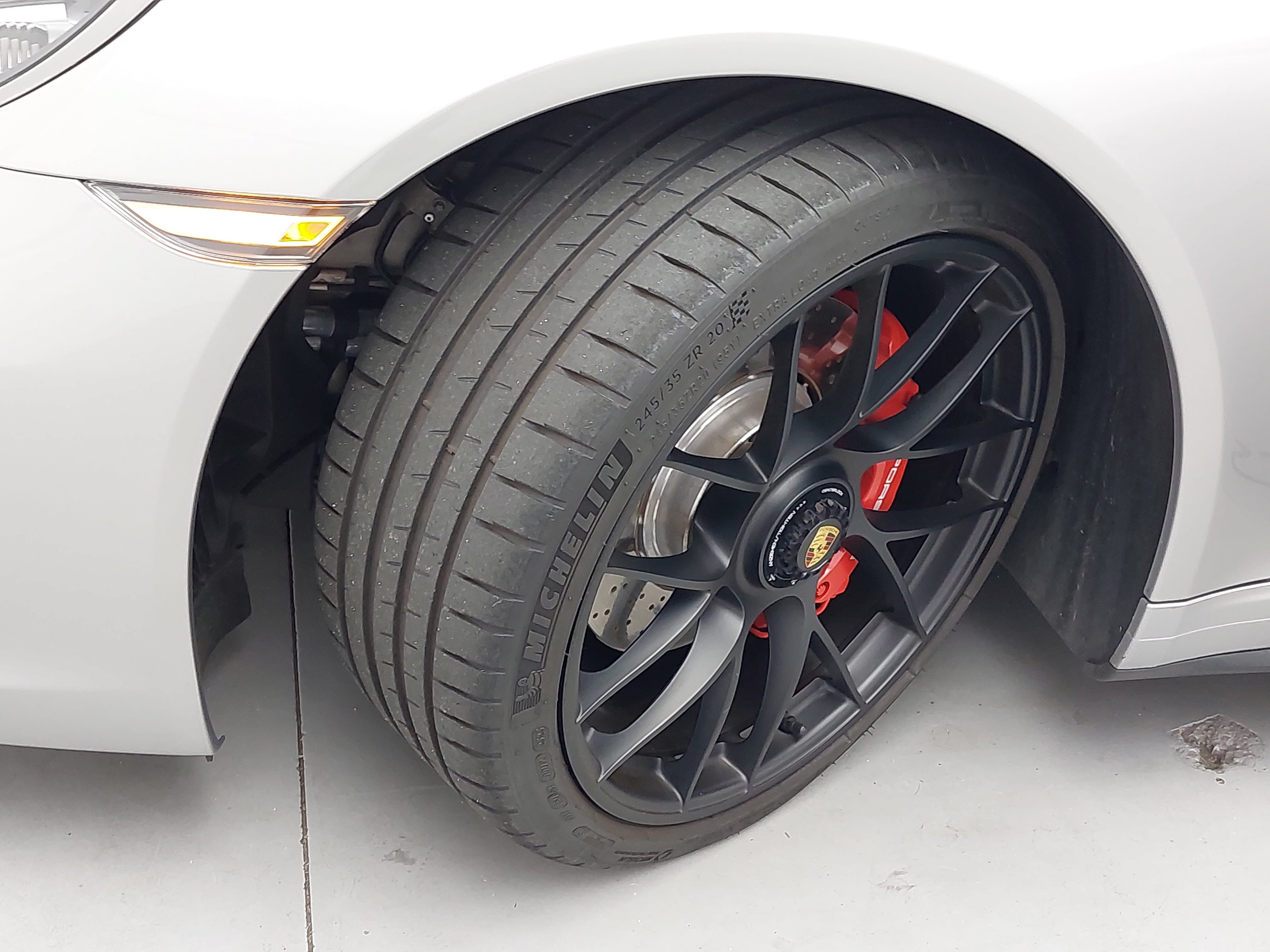 Certified 2019 Porsche 911 Carrera 4 GTS AWD/4WD image 33