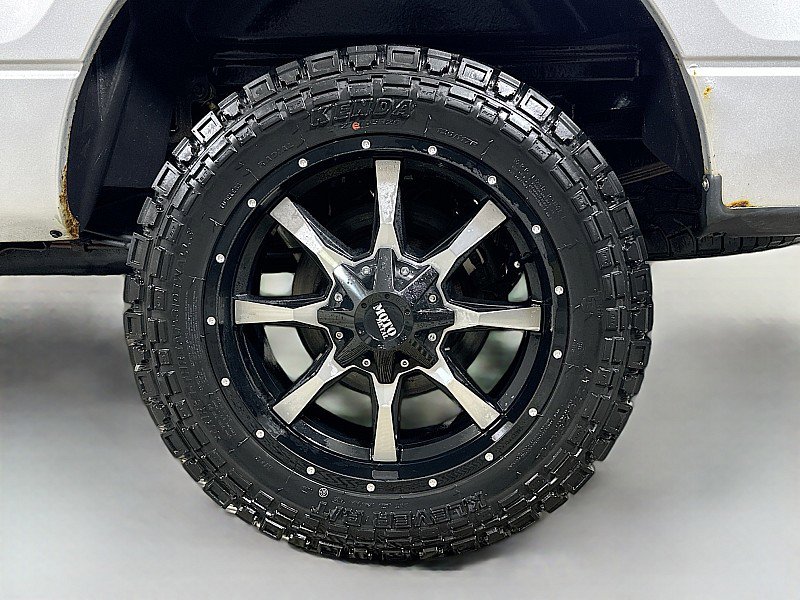 Used 2011 Ford F150 XLT w/ XLT Chrome Pkg image 30