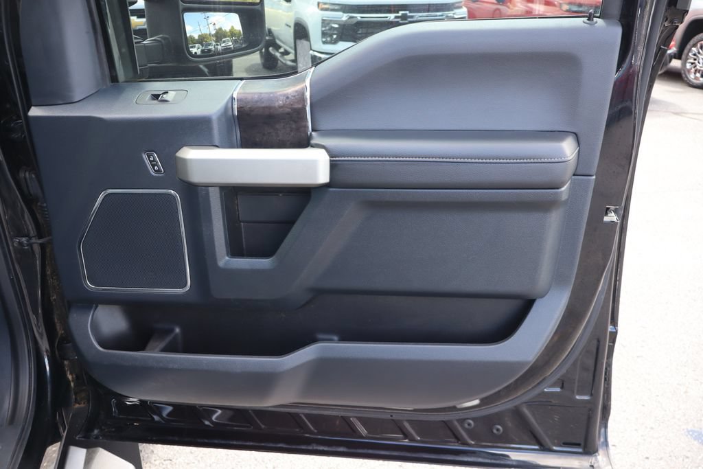 Used 2022 Ford F350 Lariat w/ Lariat Ultimate Package AWD/4WD image 24